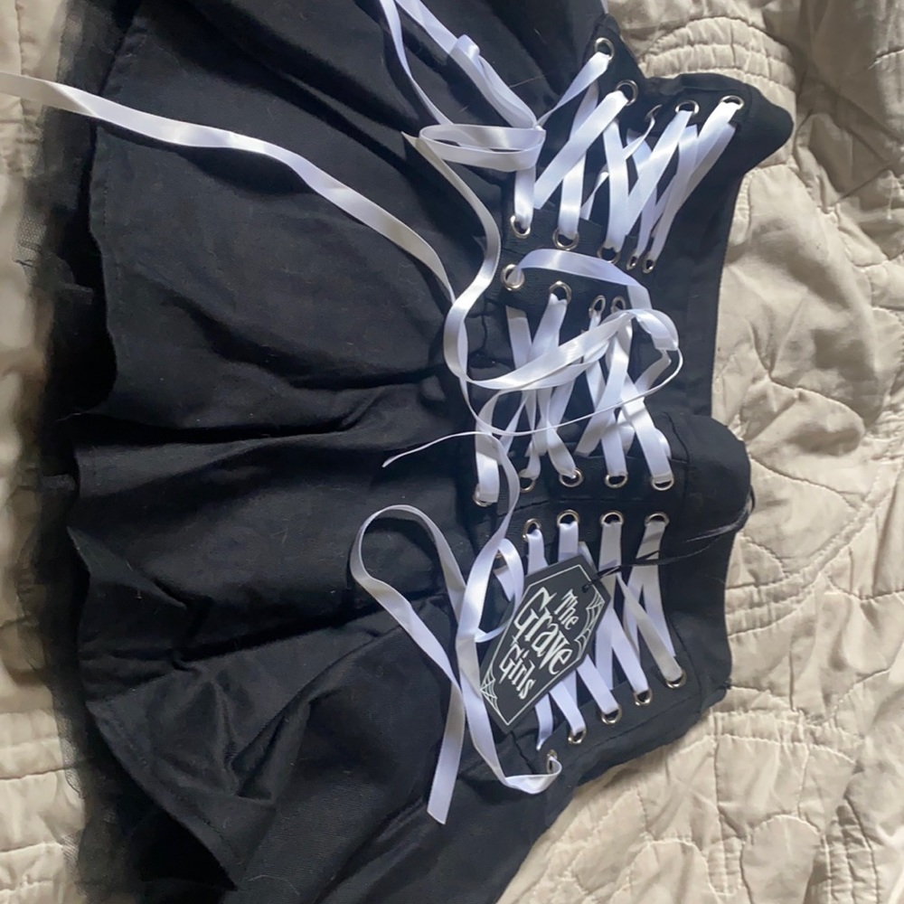 Doll kill grave girls